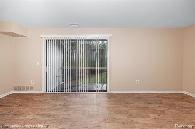 33829 Pondview Cir - Photo 6 of 18