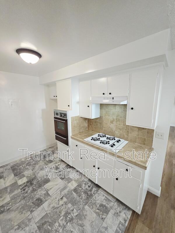 1346 North Columbus Avenue #4 - Photo 5 of 29