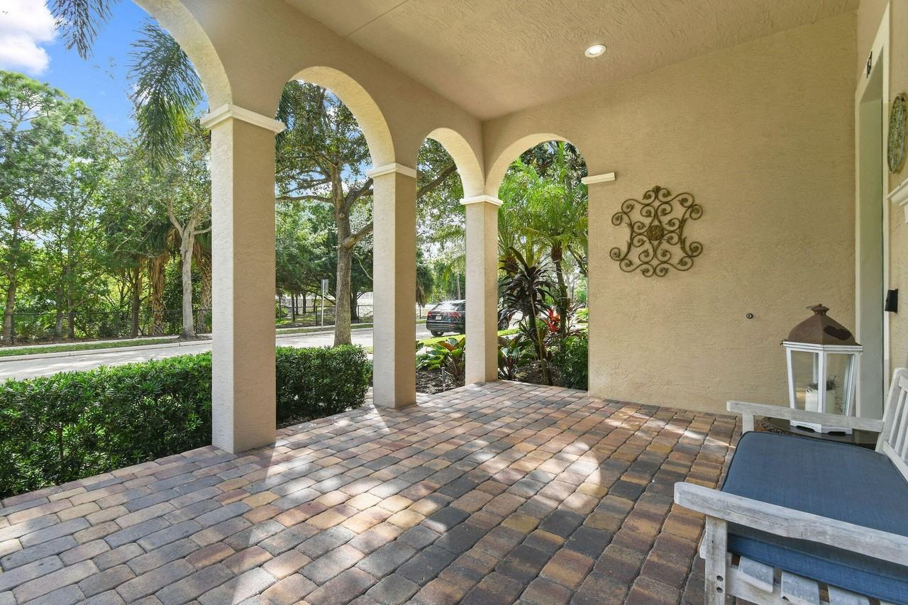 167 Arklow Avenue - Photo 7 of 50