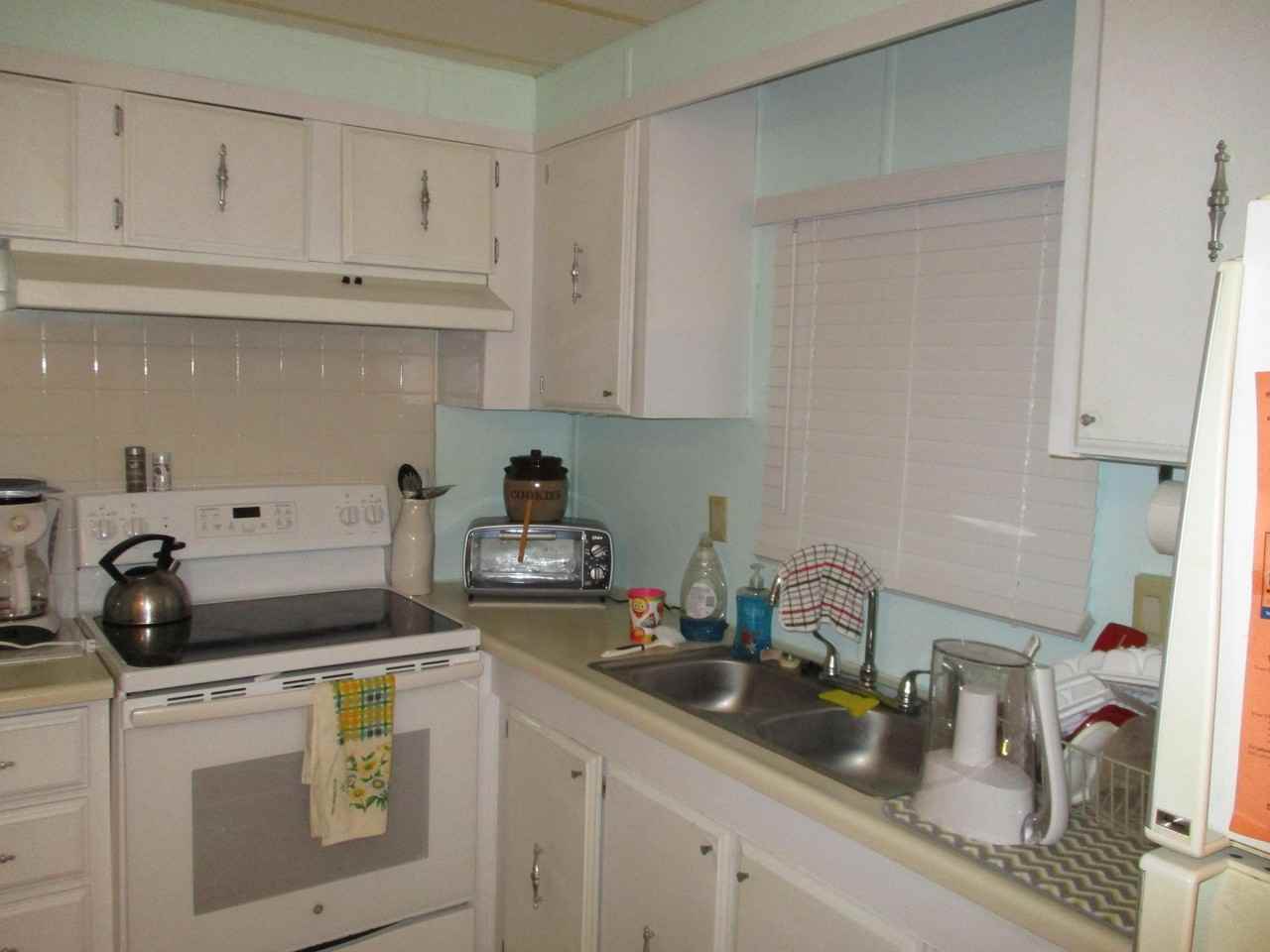 7915 Se Independence Ave - Photo 3 of 17