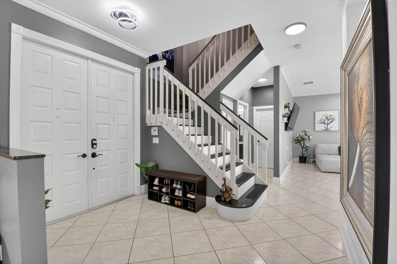 3943 Westchester Way - Photo 6 of 50