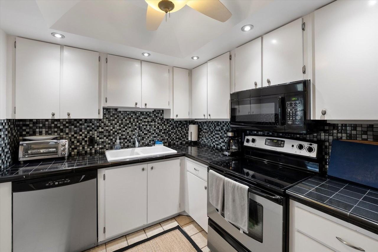 225 Beach Rd #303 - Photo 6 of 12