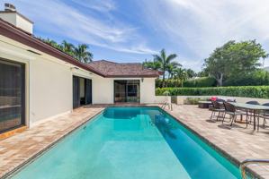 featured image of 575 N Lake Way