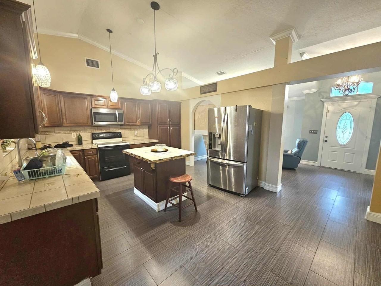 3641 Sw Parsons St - Photo 6 of 11