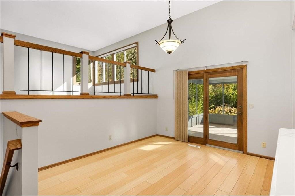 15625 46th Ave N - Photo 2 of 22