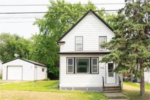 featured image of 938 Cypress St