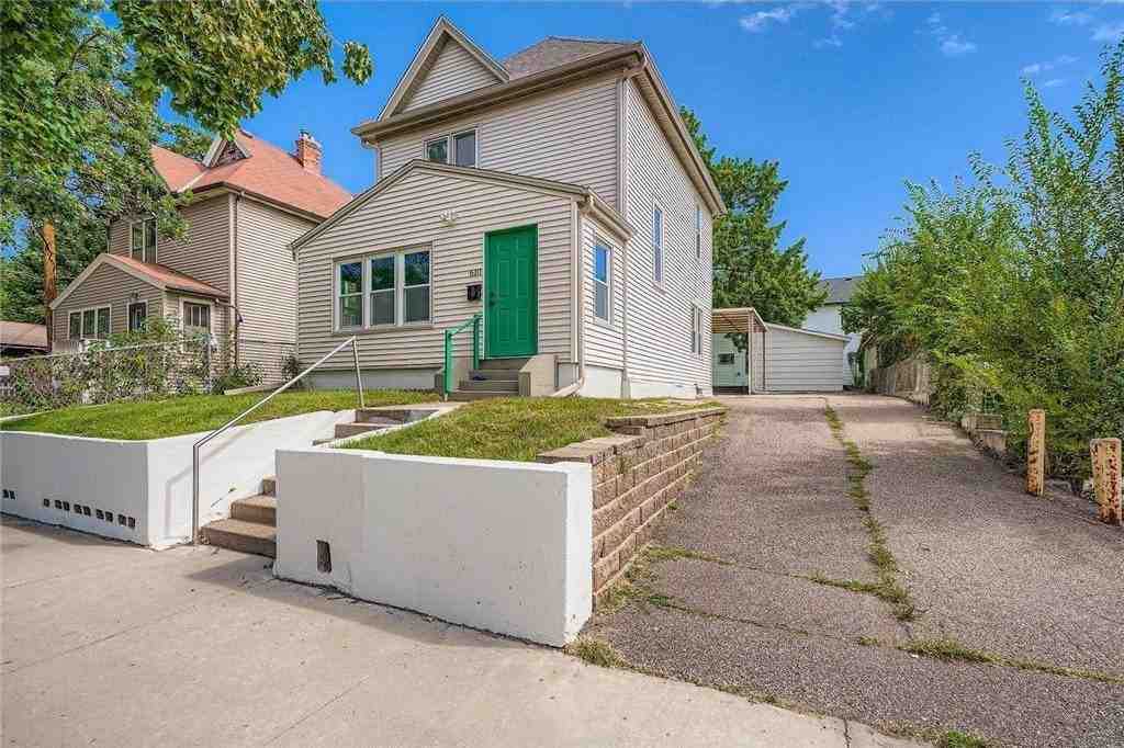 610X Fairview Ave N - Photo 2 of 27