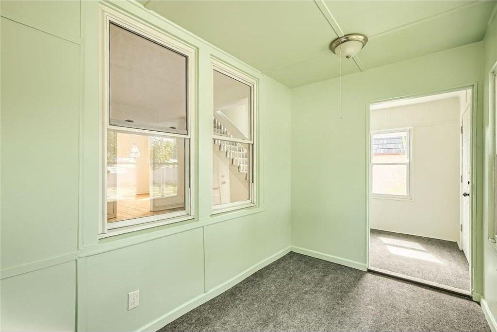 610X Fairview Ave N - Photo 3 of 27