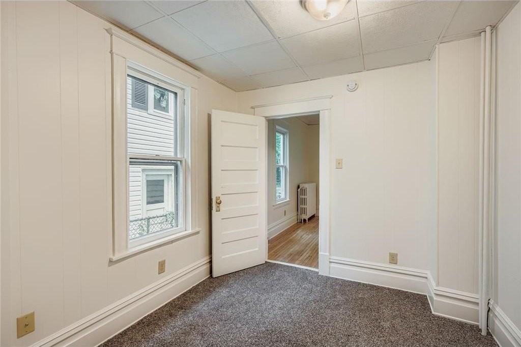 595X Hawthorne Ave E - Photo 6 of 11