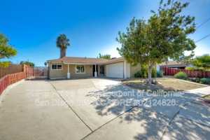 featured image of 727 Melrose Pl