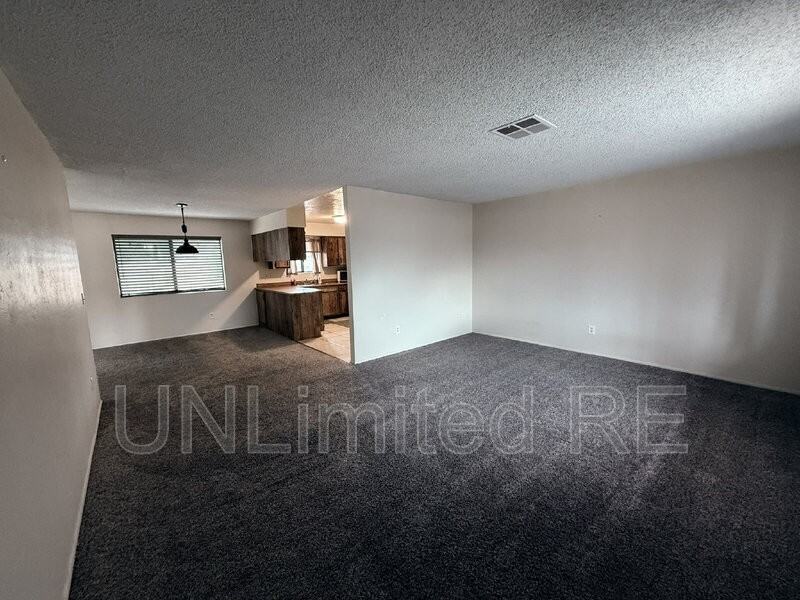 4752 N Scout Way - Photo 4 of 21