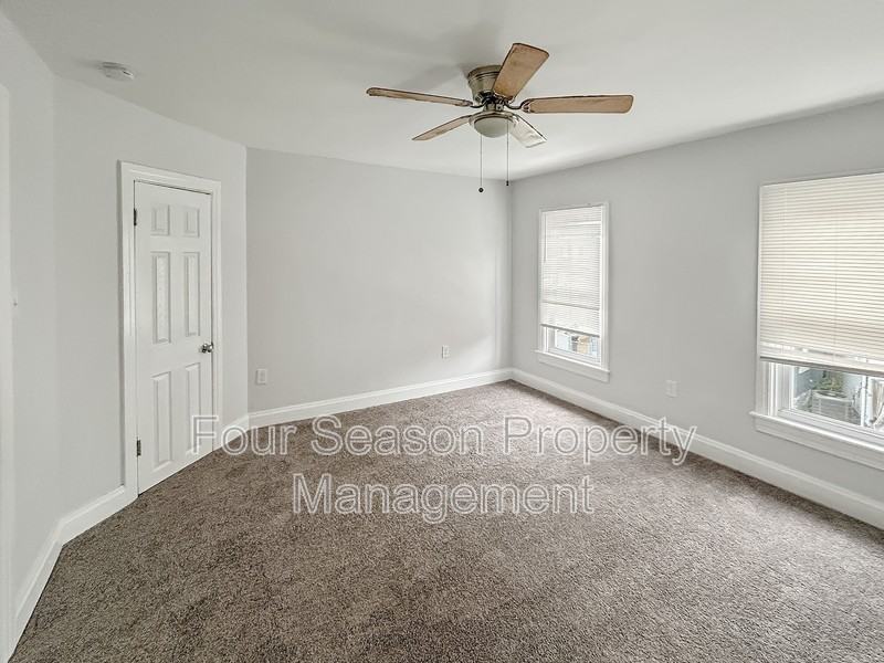 336 S Locust St - Photo 3 of 13