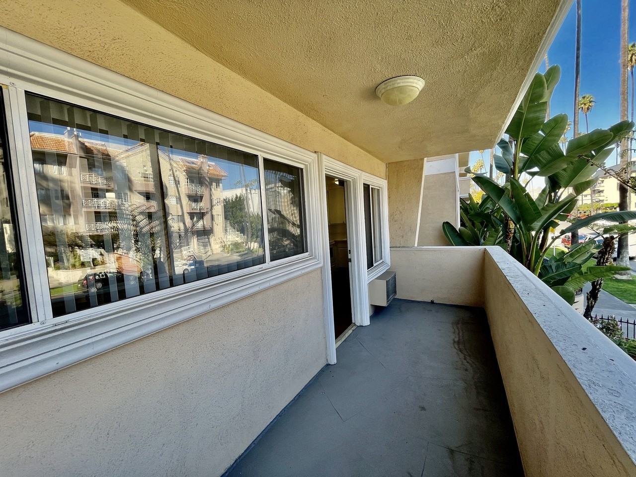 Wilshire Alexandria Westgate - Photo 4 of 23