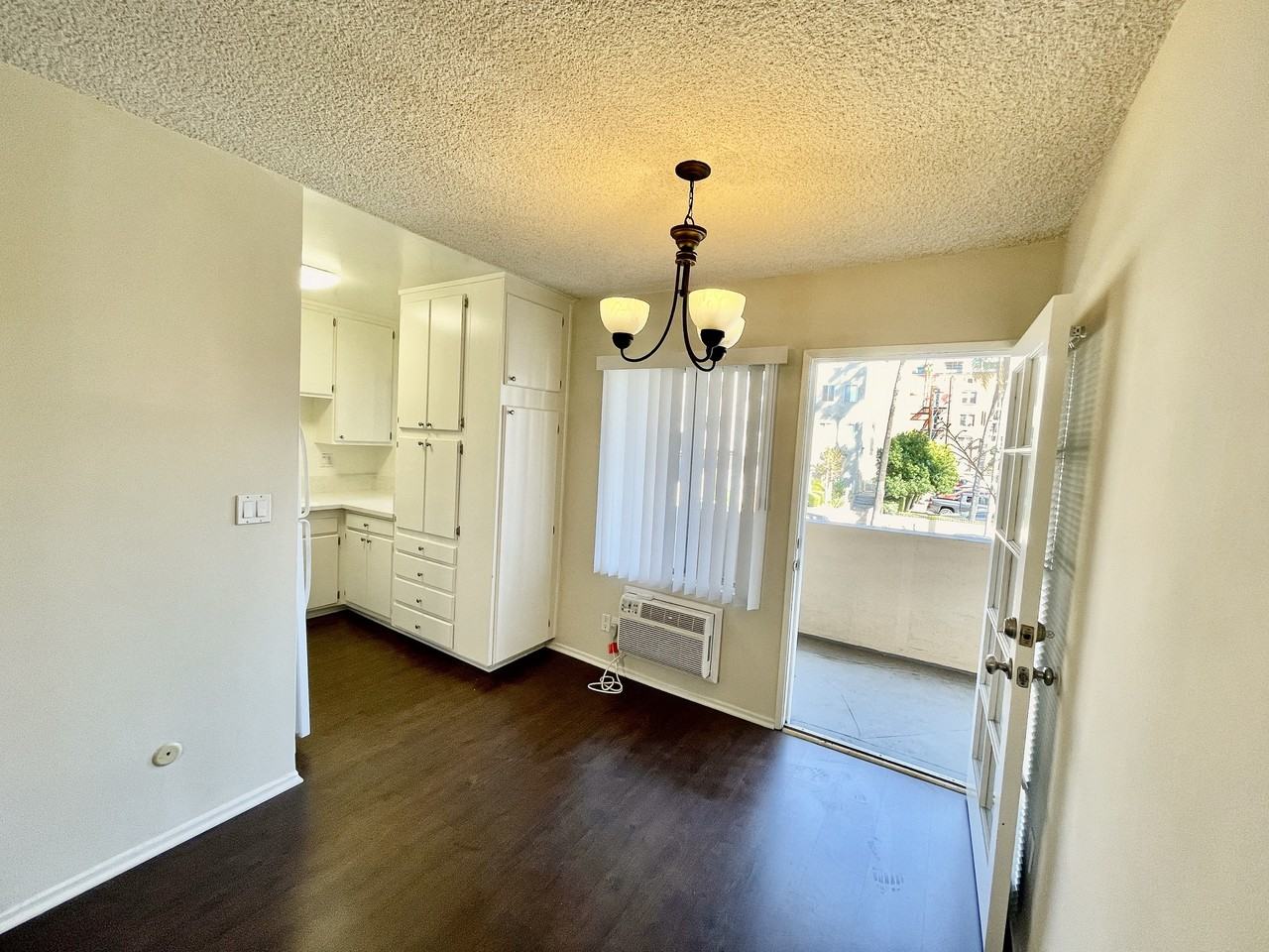 Wilshire Alexandria Westgate - Photo 5 of 23