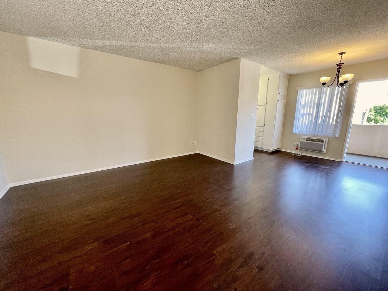 Wilshire Alexandria Westgate - Photo 7 of 23