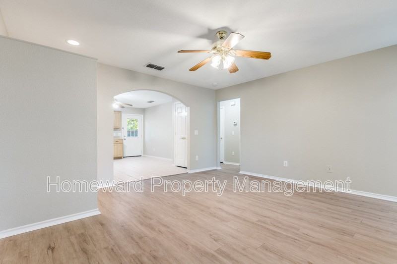 204 Gerrish Street - Photo 6 of 12