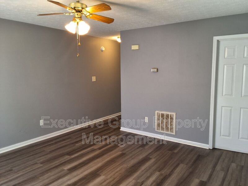 1113 Elizabethtown Road - Photo 4 of 18