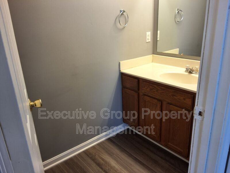 1113 Elizabethtown Road - Photo 5 of 18