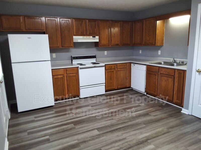 1113 Elizabethtown Road - Photo 7 of 18