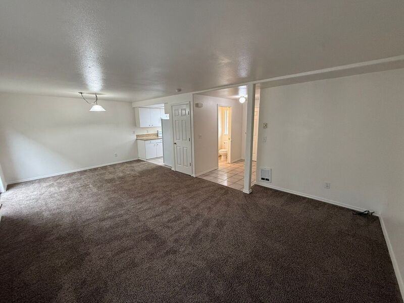 4342 Ward Place Northeast - Photo 3 of 36