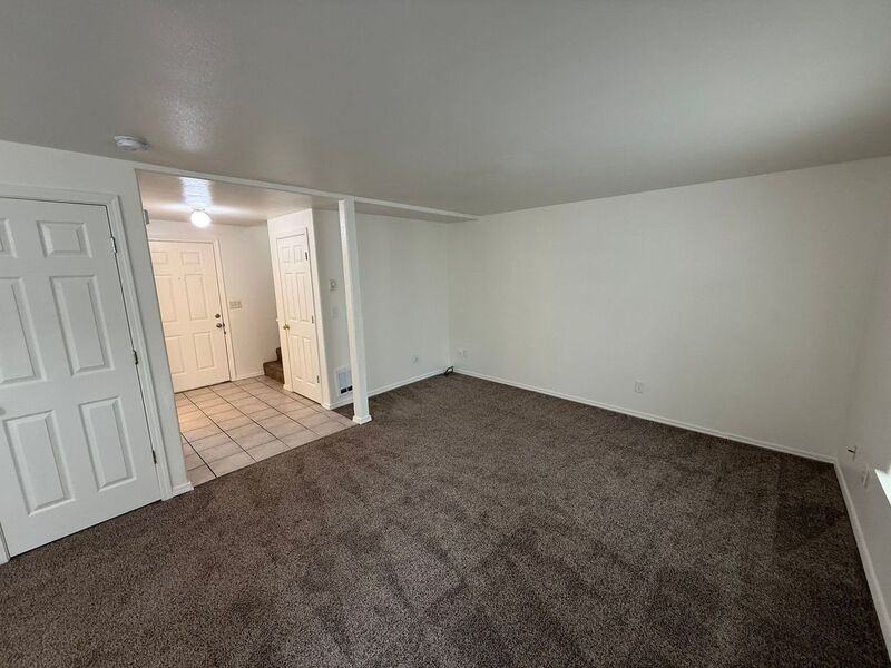 4342 Ward Place Northeast - Photo 4 of 36