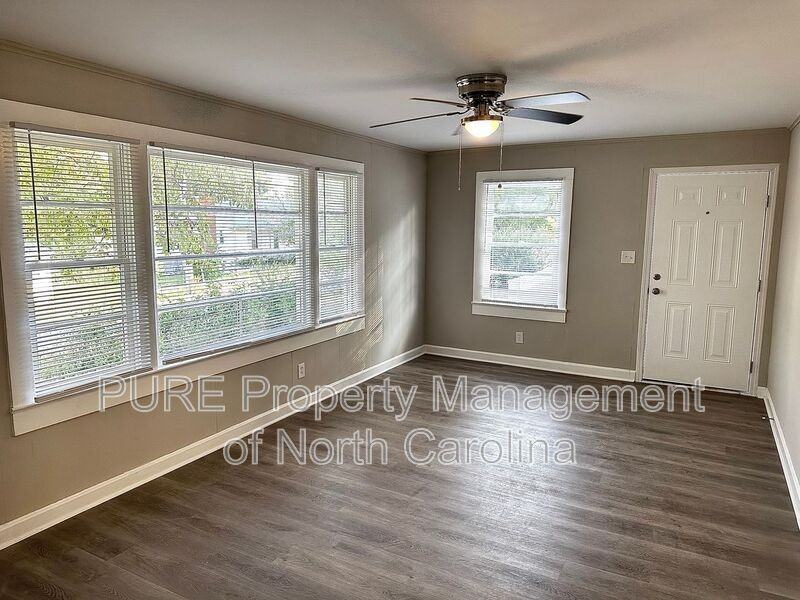 102 Booker Avenue - Photo 4 of 25