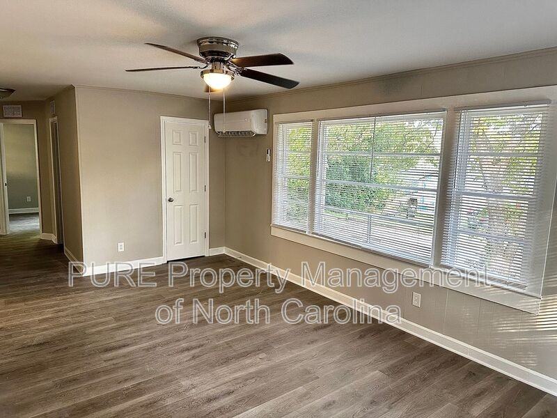 102 Booker Avenue - Photo 5 of 25