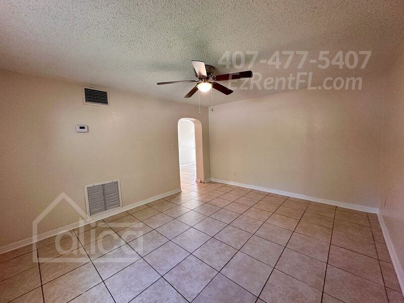 2905 Villa Dr - Photo 3 of 14