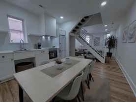 2111 Green St - Photo 1 of 1