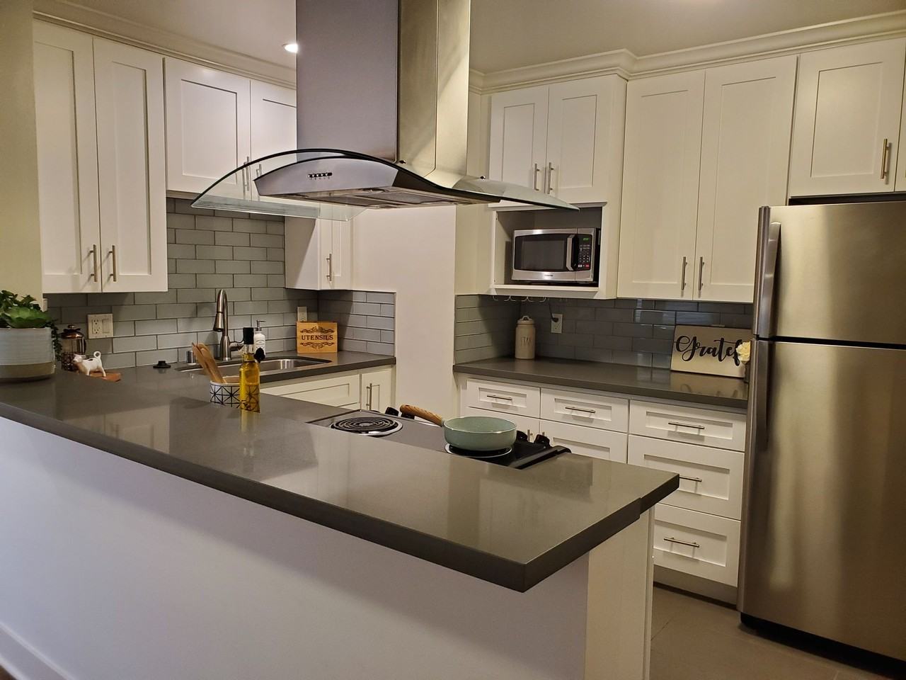 Amberwood Terrace - Photo 2 of 38