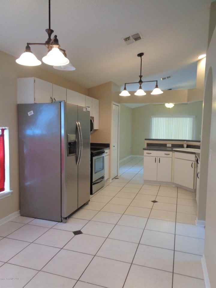 2600 Alicia Lane - Photo 7 of 21