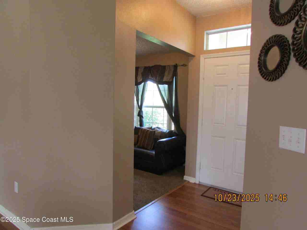 534 White Plains Ave Sw - Photo 3 of 36