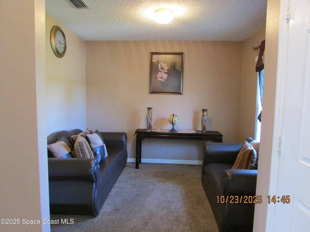 534 White Plains Ave Sw - Photo 4 of 36