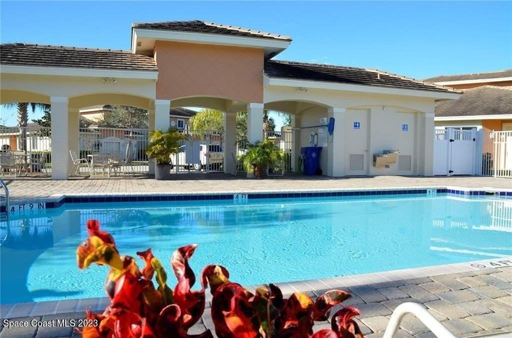 812 Middleton Drive Southwest - Photo 6 of 32