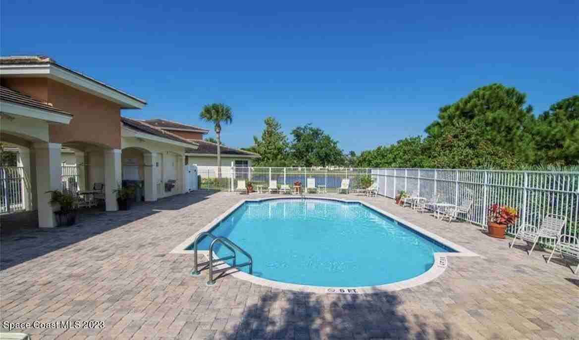 812 Middleton Drive Southwest - Photo 7 of 32