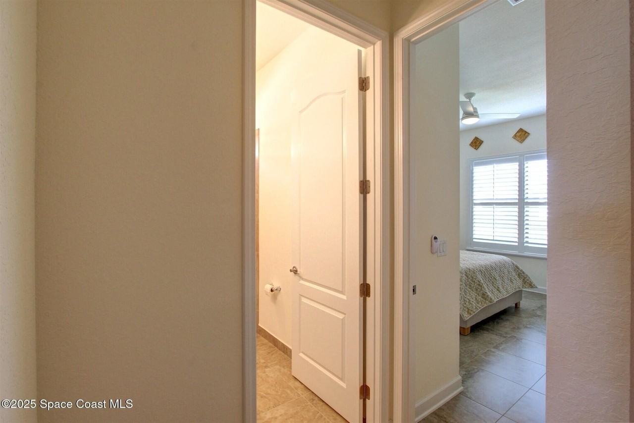 2542 Chapel Bridge Ln - Photo 4 of 44