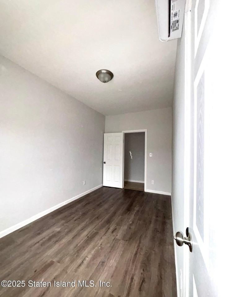 5448 Arthur Kill Rd 2nd Fl #2ndFL - Photo 3 of 11