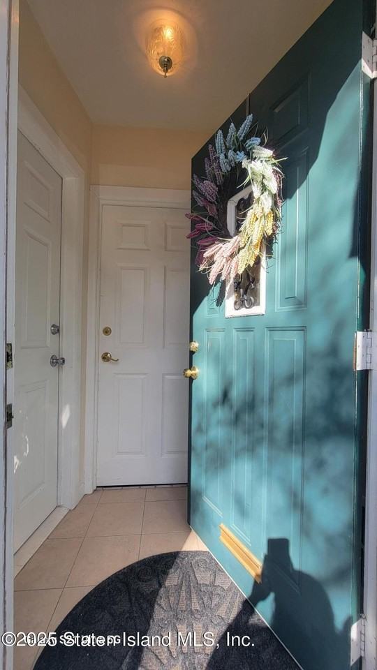 43 Dongan Ave #1 - Photo 4 of 36