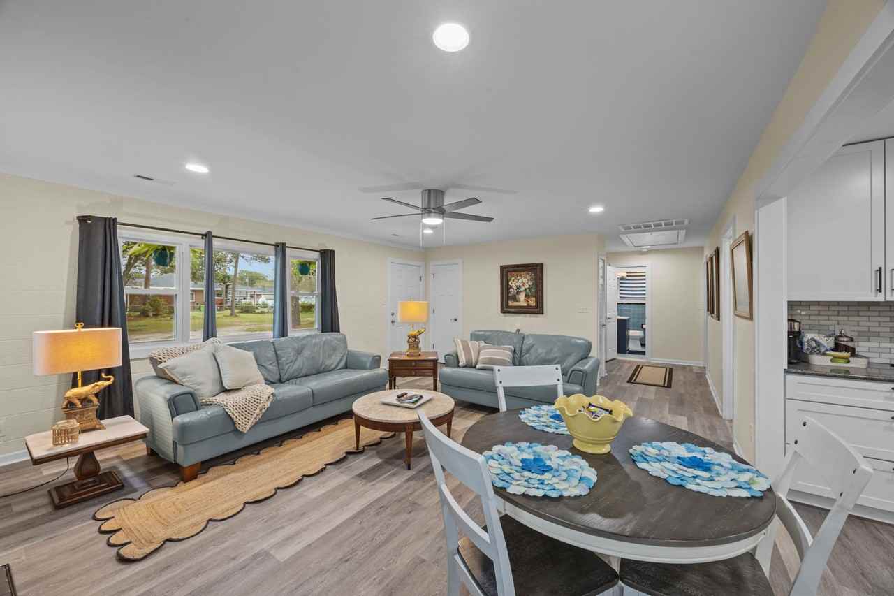 204 W Hickory St - Photo 6 of 31