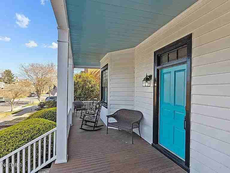 208 Metcalf Street #101 - Photo 2 of 10