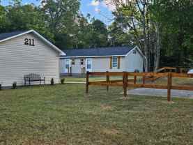 211 Addison St - Photo 1 of 1