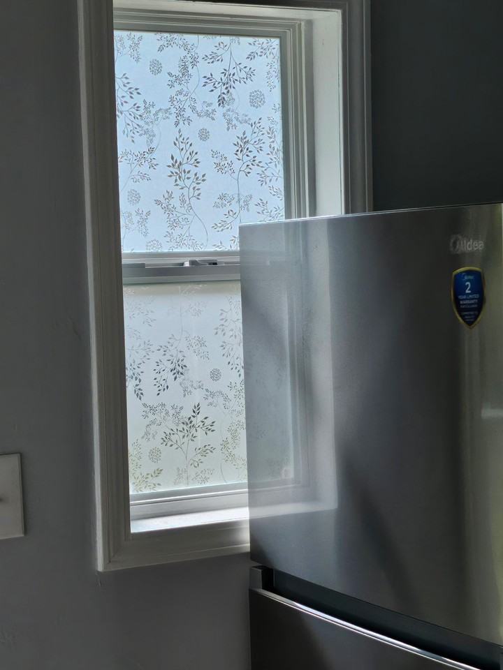 211 Addison St - Photo 4 of 9