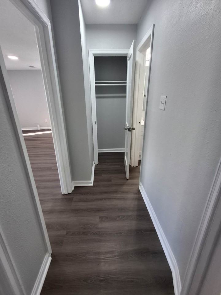 2415 Gentry Ave #2415GENTRY - Photo 7 of 18