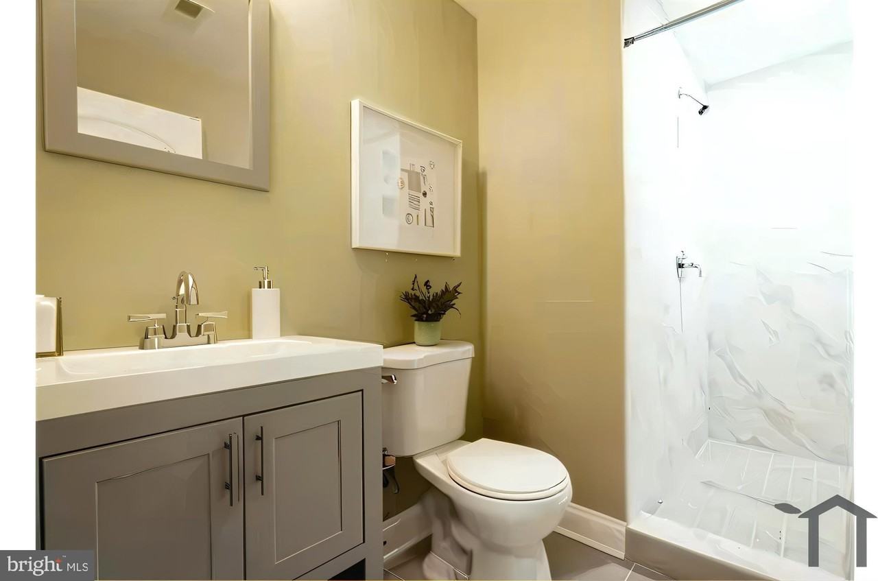 3120 16th St Nw Apt 3 #3 - Photo 2 of 4