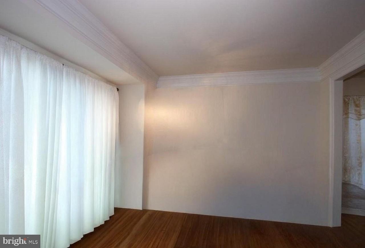 612 Samantha Court - Photo 7 of 20