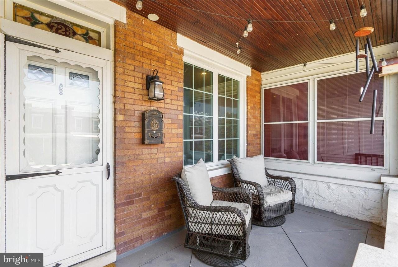 723 Oldham St - Photo 2 of 41