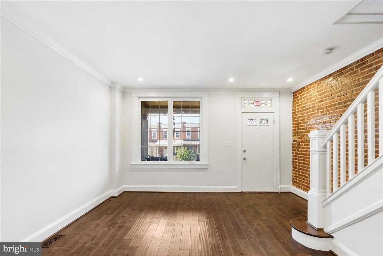 723 Oldham St - Photo 6 of 41