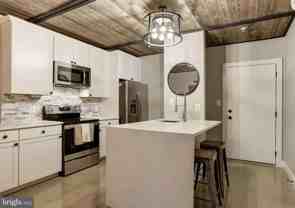 12 W Montgomery St Apt 204 #204 - Photo 1 of 1