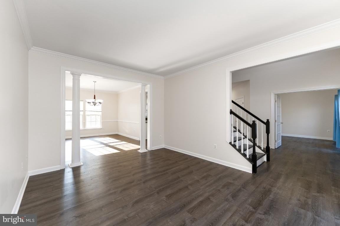 3725 Sprigg Street North - Photo 4 of 25