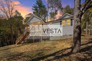 featured image of 2506 Turnpike Rd